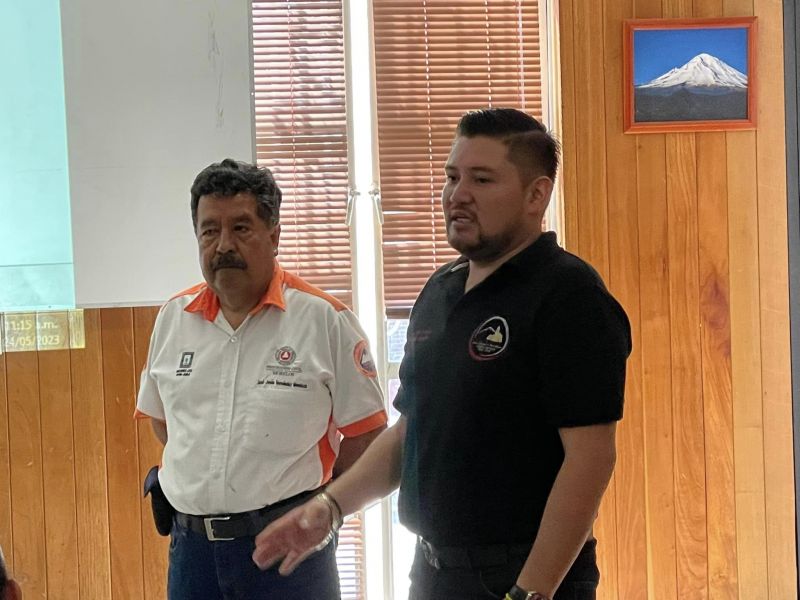 Reunión informativa en coordinación con los directores de protección civil del Estado y Municipal